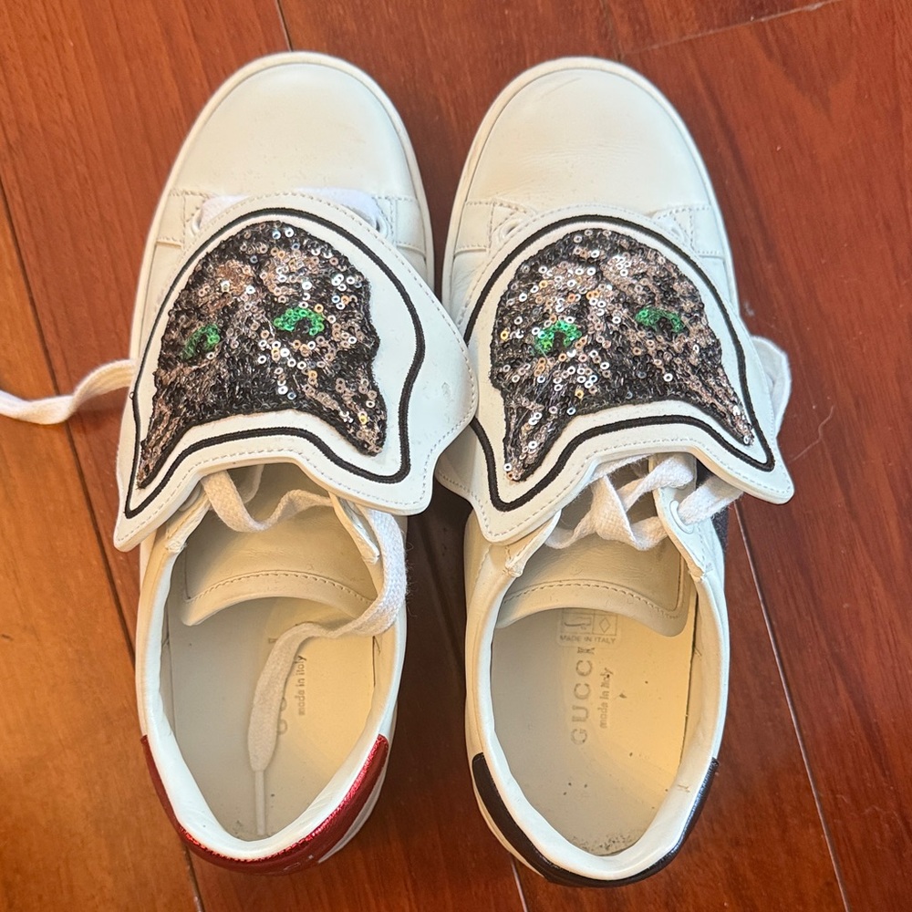 Gucci White Sneakers with Sequin Animal Design